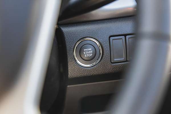 2024 Suzuki Vitara Shadow LY Series II