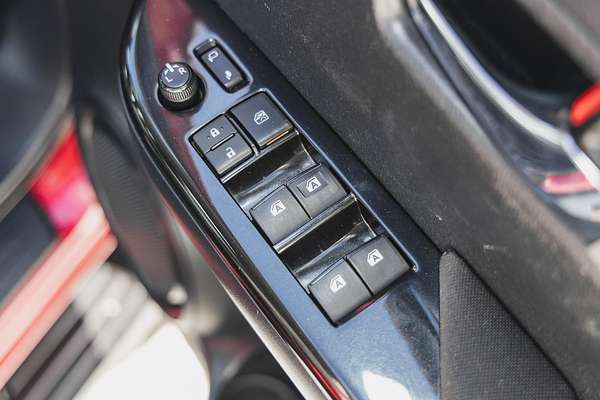 2015 Toyota Hilux SR5 GUN126R 4X4