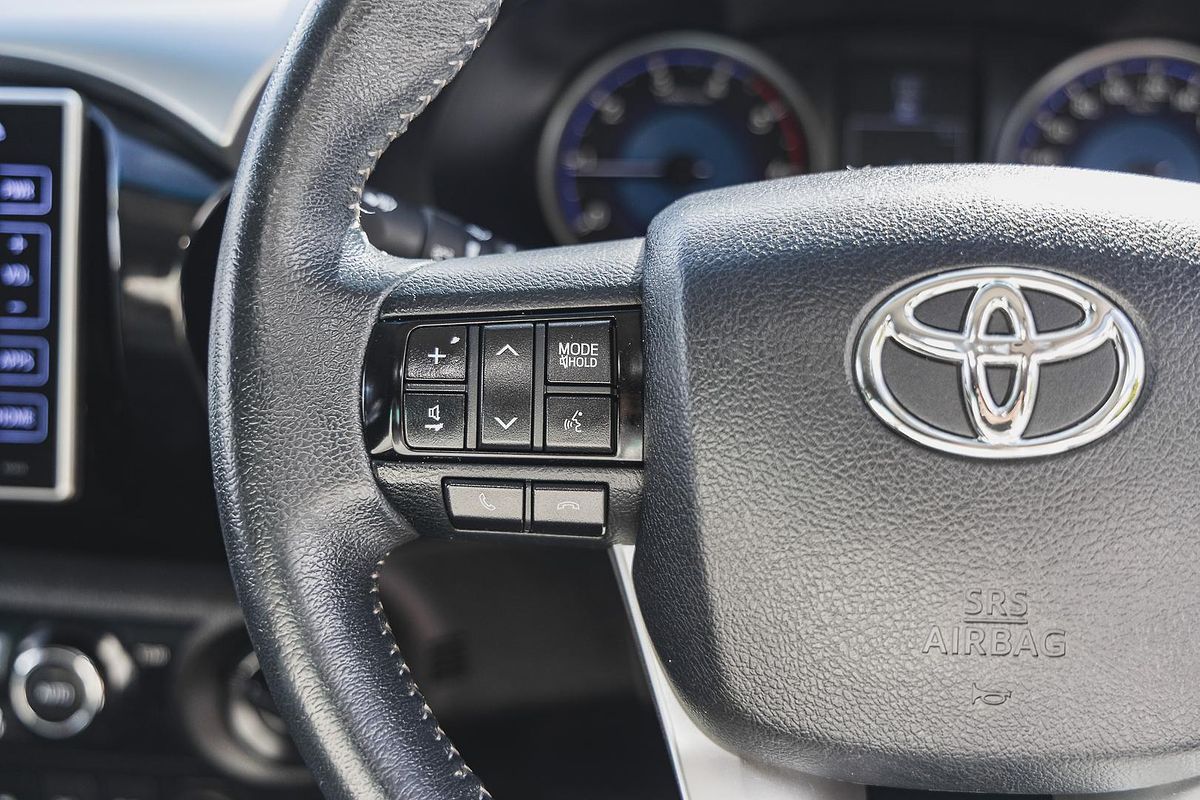 2015 Toyota Hilux SR5 GUN126R 4X4