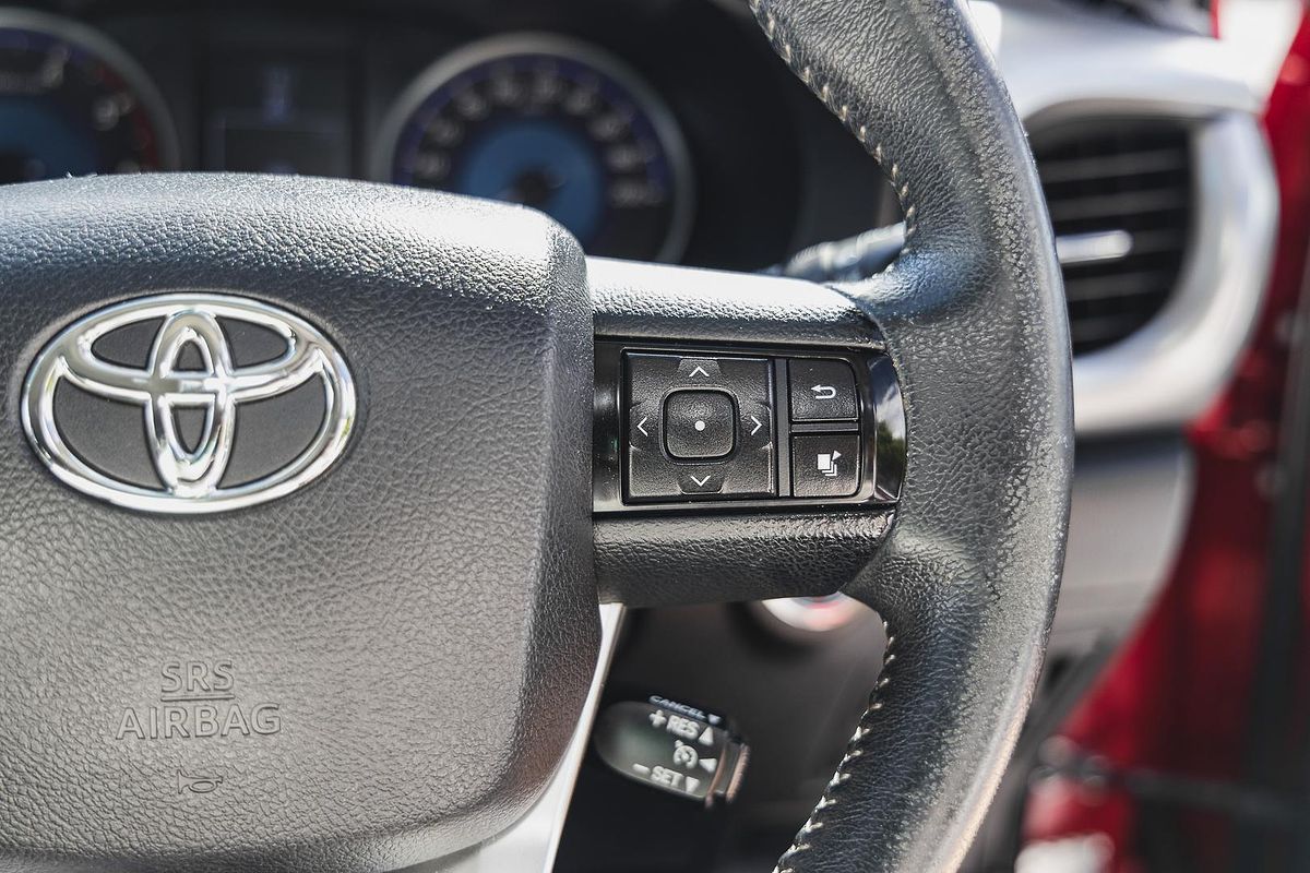 2015 Toyota Hilux SR5 GUN126R 4X4