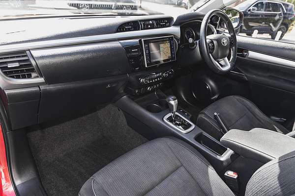 2015 Toyota Hilux SR5 GUN126R 4X4