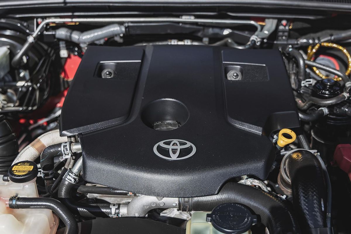 2015 Toyota Hilux SR5 GUN126R 4X4