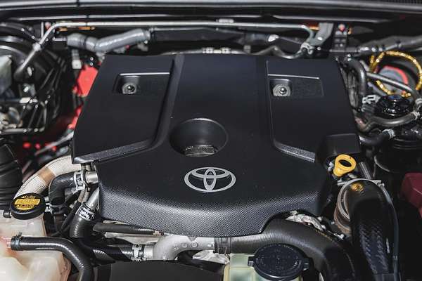 2015 Toyota Hilux SR5 GUN126R 4X4