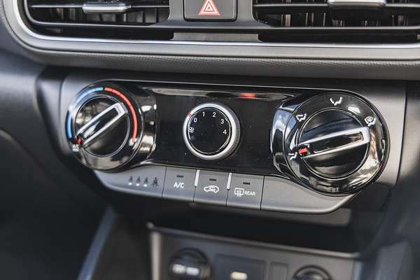 2021 Hyundai Kona Active OS.V4