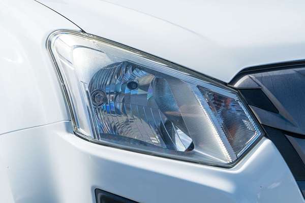 2019 Isuzu D-MAX SX High Ride Rear Wheel Drive