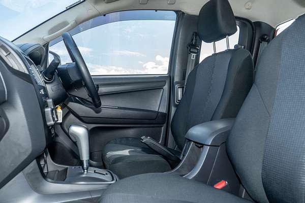 2019 Isuzu D-MAX SX High Ride Rear Wheel Drive