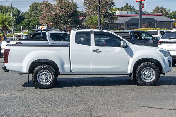 2019 Isuzu D-MAX SX High Ride Rear Wheel Drive
