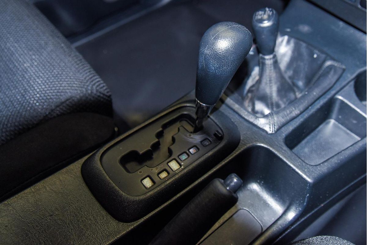 2014 Toyota Hilux SR KUN26R 4X4