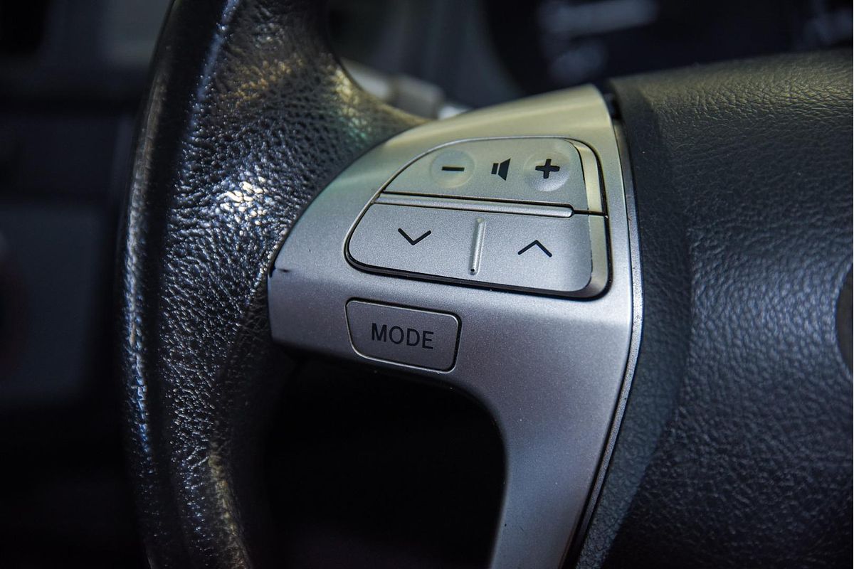 2012 Toyota Hilux SR KUN26R 4X4