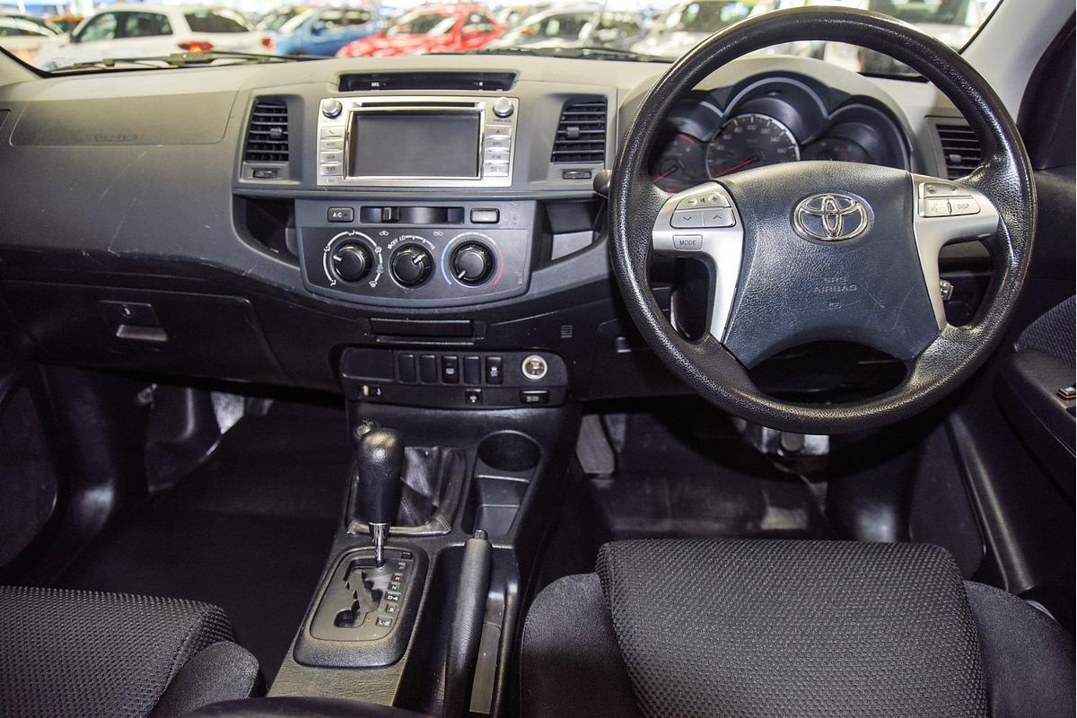 2014 Toyota Hilux SR KUN26R 4X4