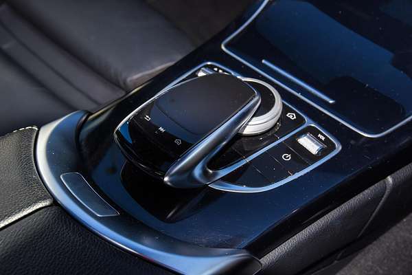 2019 Mercedes-Benz C-Class C300 W205