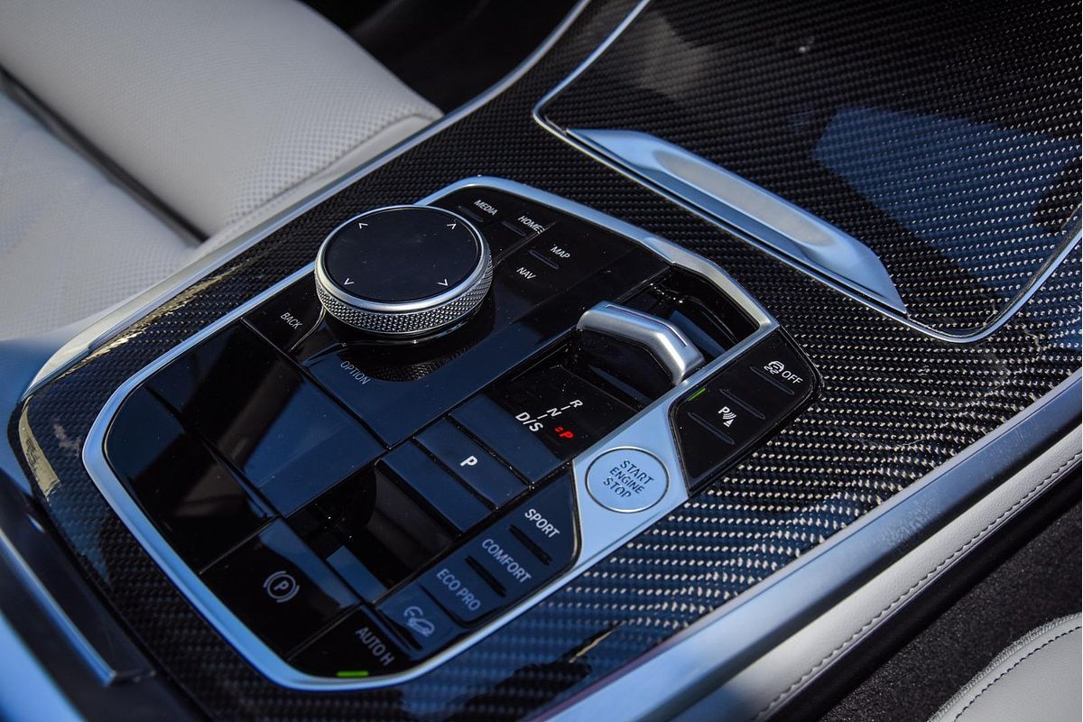 2024 BMW X5 M60i G05 LCI