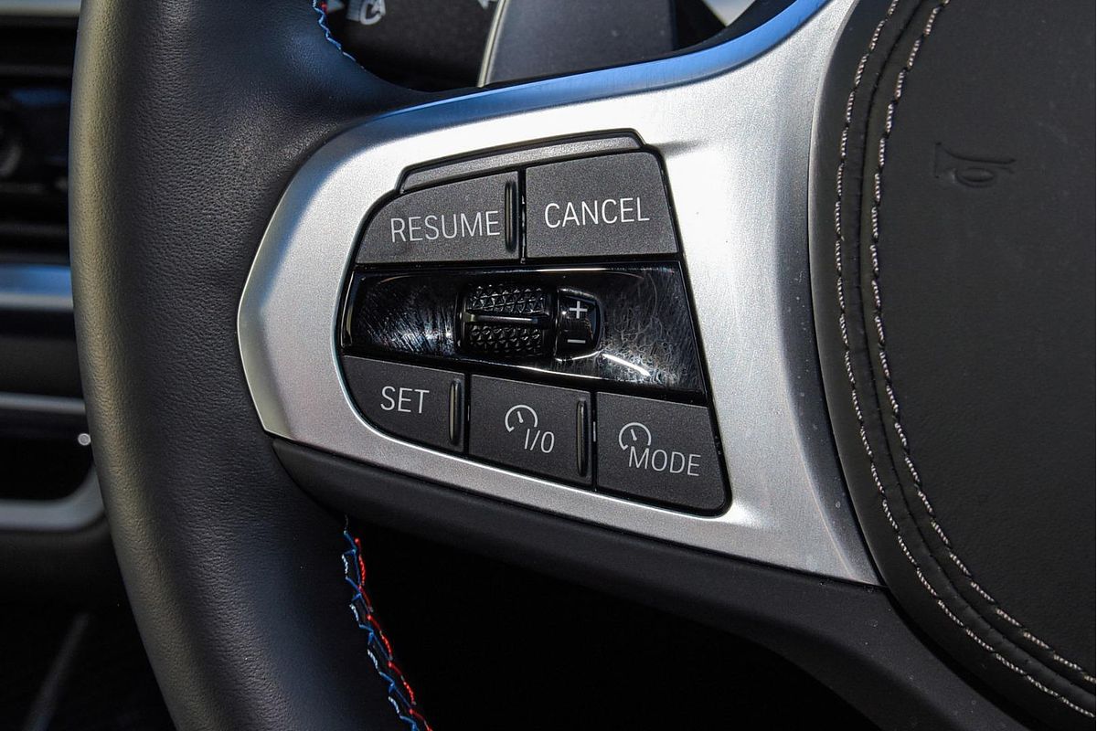 2024 BMW X5 M60i G05 LCI