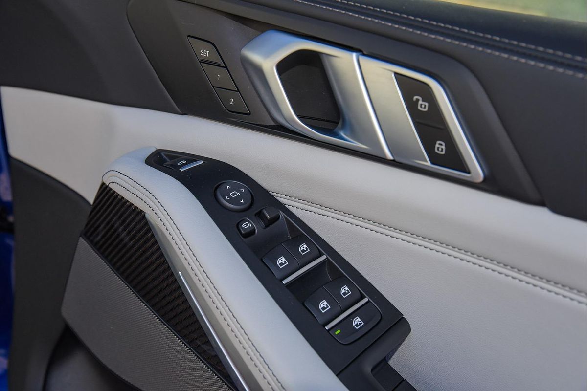 2024 BMW X5 M60i G05 LCI