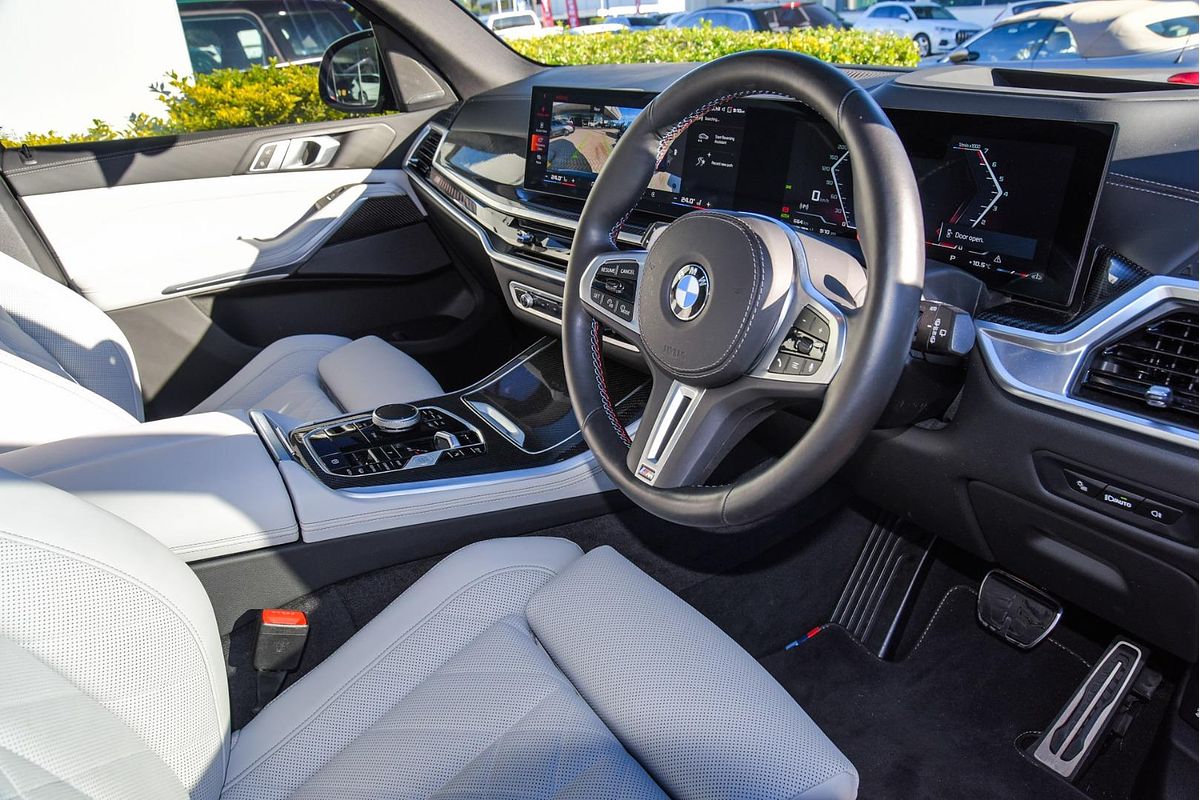 2024 BMW X5 M60i G05 LCI
