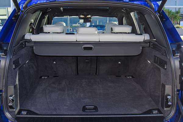 2024 BMW X5 M60i G05 LCI