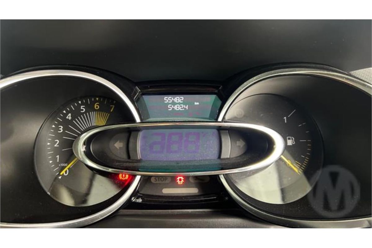 2015 Renault Clio Expression IV B98