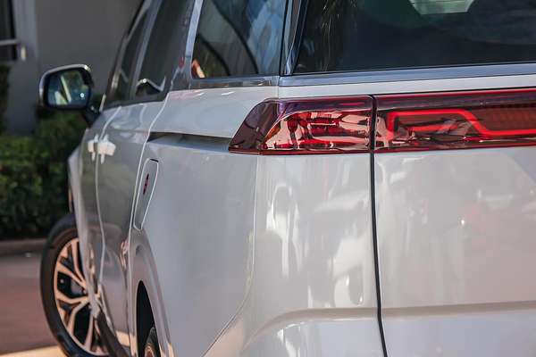 2023 Kia Carnival Si KA4