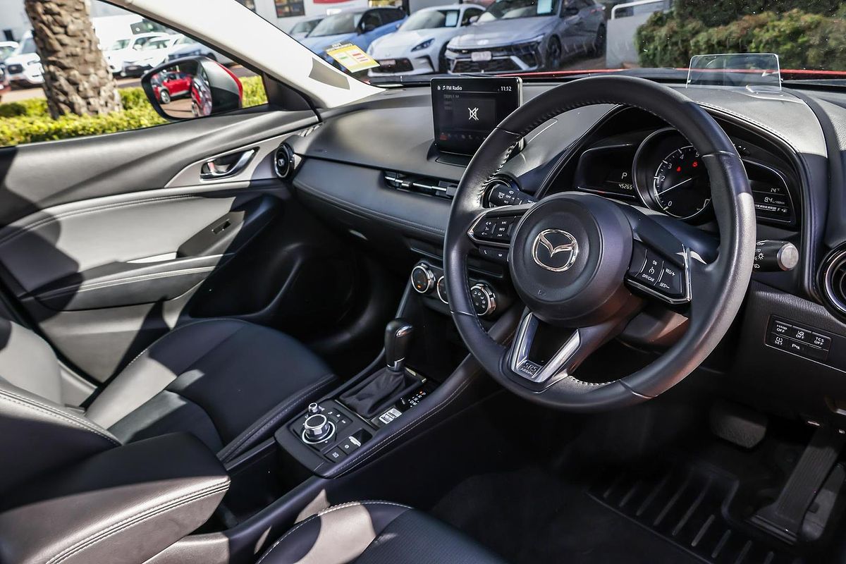 2022 Mazda CX-3 sTouring DK