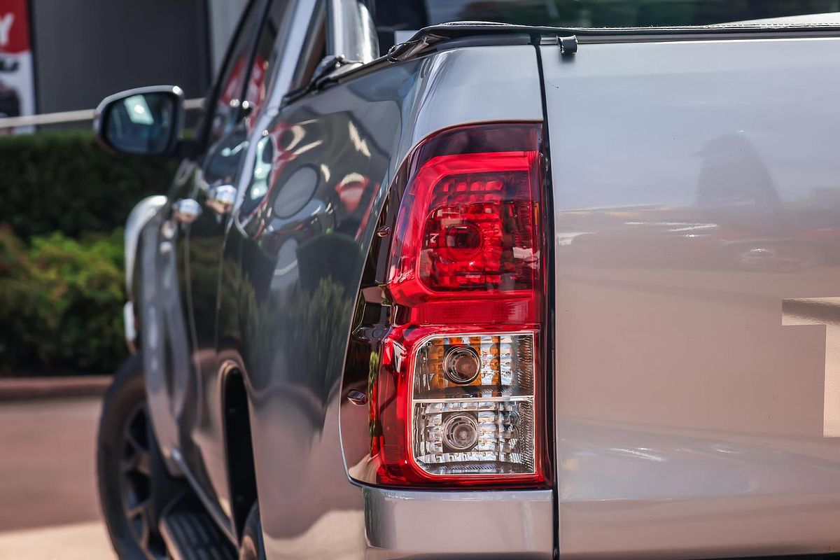 2019 Toyota Hilux SR5 GUN126R 4X4