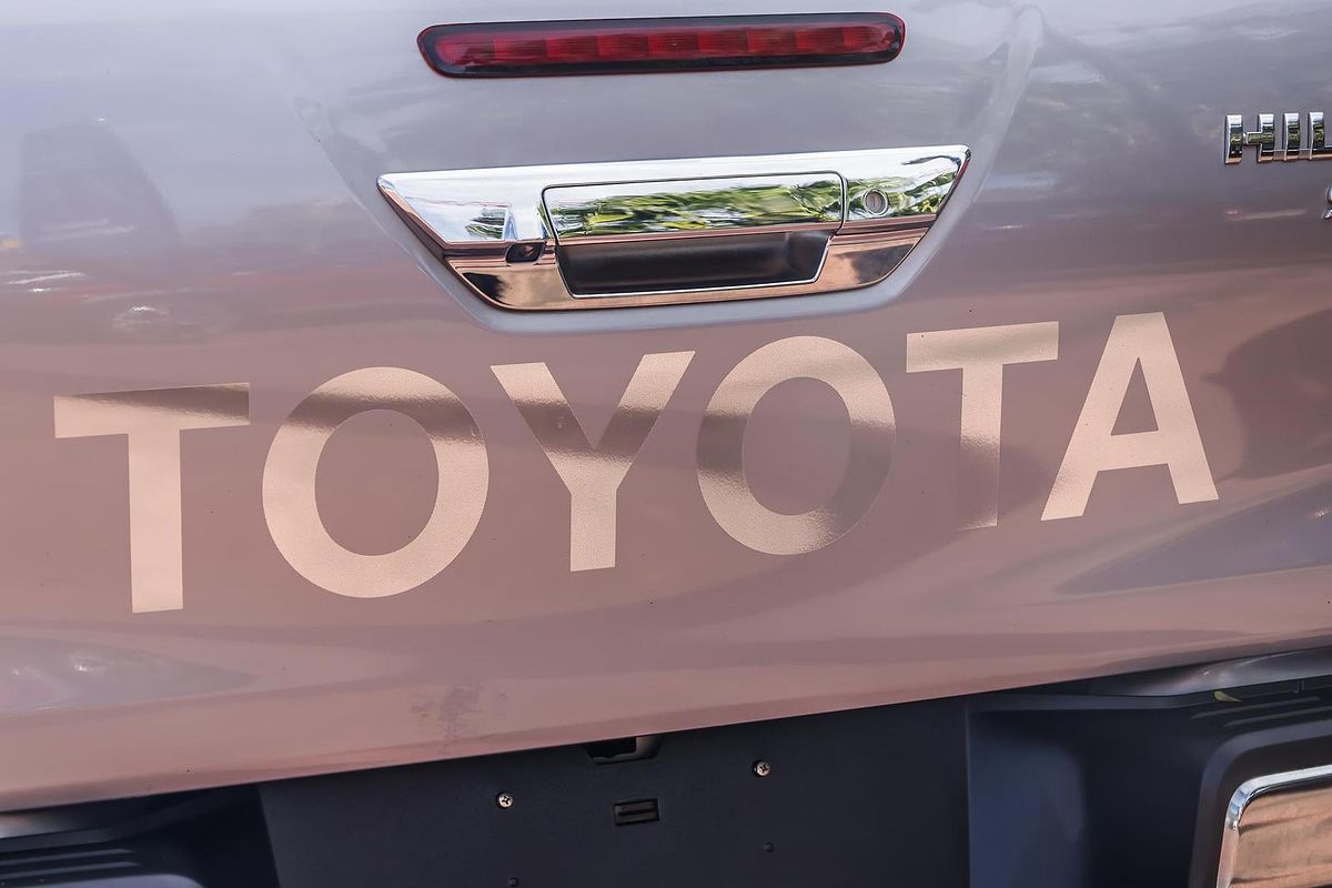 2019 Toyota Hilux SR5 GUN126R 4X4