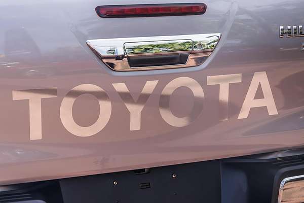 2019 Toyota Hilux SR5 GUN126R 4X4