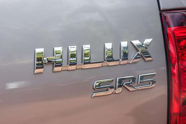 2019 Toyota Hilux SR5 GUN126R 4X4