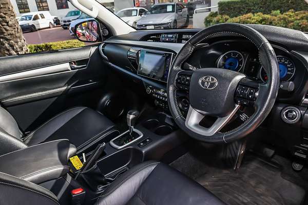 2019 Toyota Hilux SR5 GUN126R 4X4