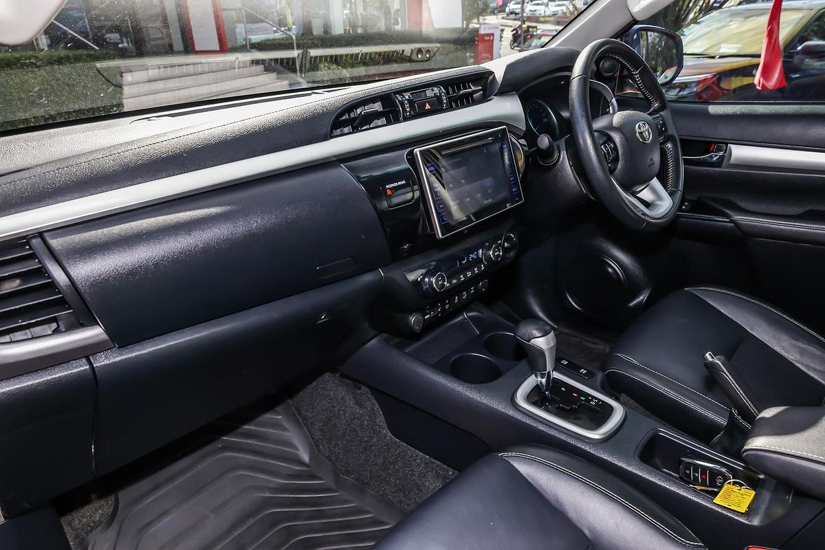 2019 Toyota Hilux SR5 GUN126R 4X4