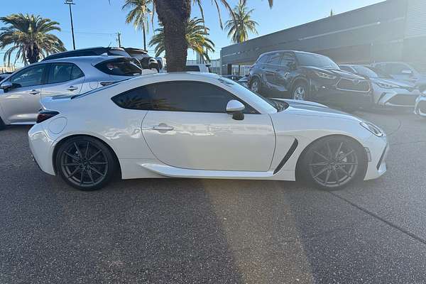 2022 Subaru BRZ S ZD8