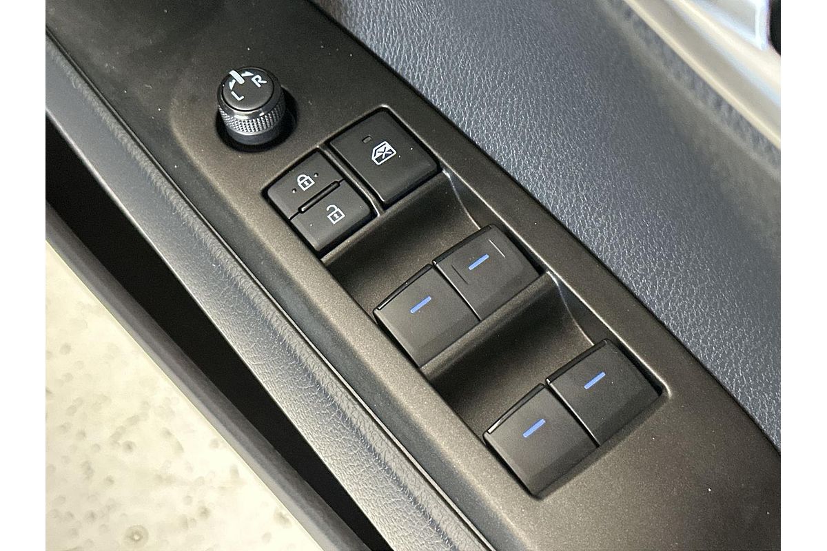 2021 Toyota Camry Ascent AXVH70R