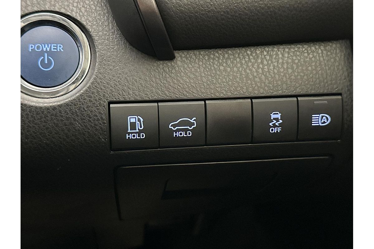 2021 Toyota Camry Ascent AXVH70R