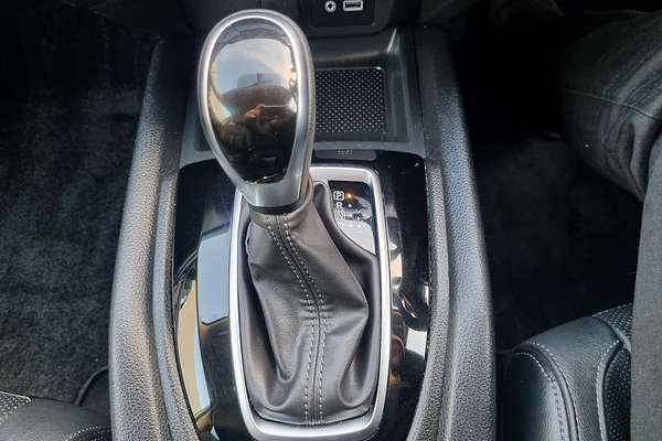 2021 Nissan X-TRAIL ST-L T32
