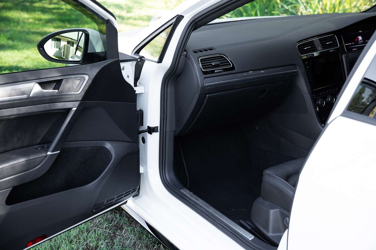 2017 Volkswagen Golf 110TDI Highline 7.5