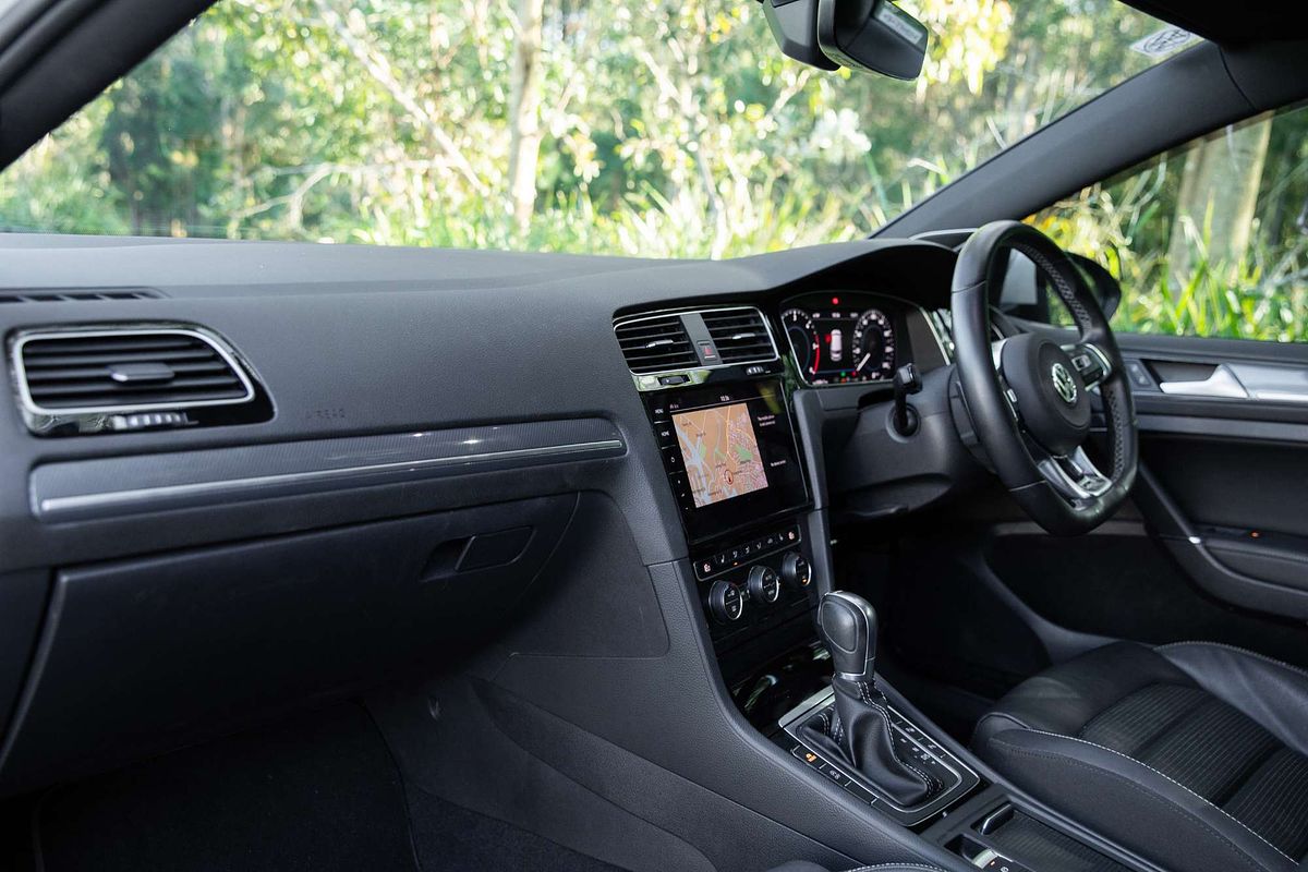 2017 Volkswagen Golf 110TDI Highline 7.5