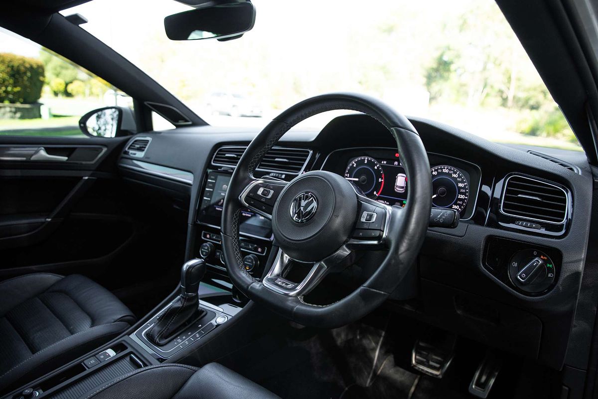 2017 Volkswagen Golf 110TDI Highline 7.5