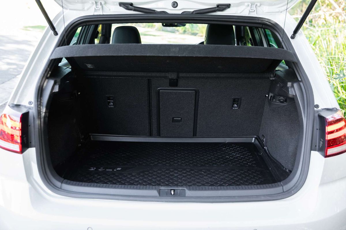 2017 Volkswagen Golf 110TDI Highline 7.5