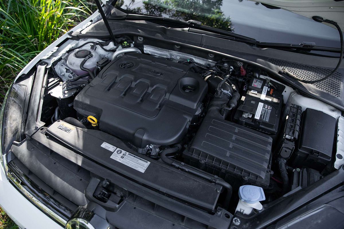 2017 Volkswagen Golf 110TDI Highline 7.5