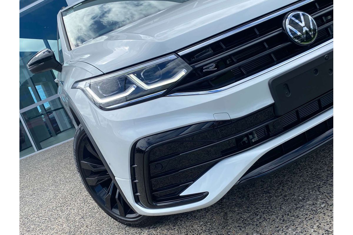 2024 Volkswagen Tiguan Wolfsburg Edition Allspace 5N