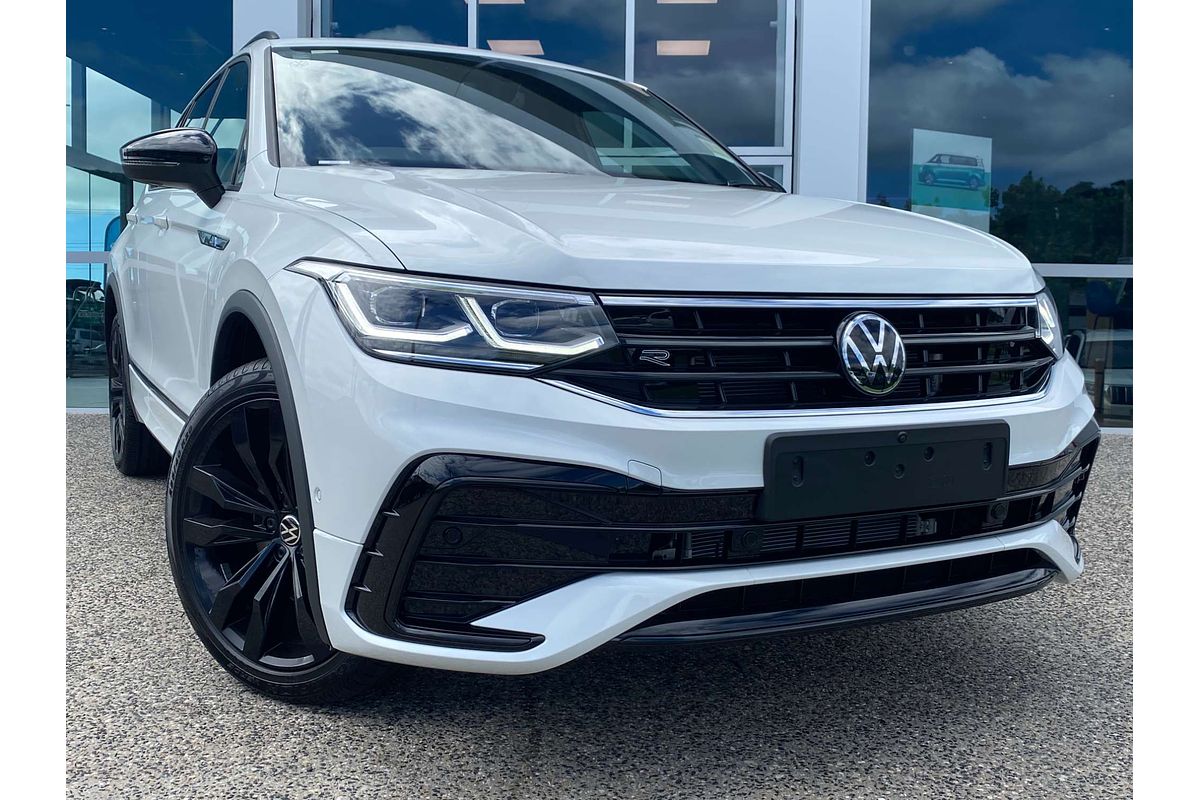 2024 Volkswagen Tiguan Wolfsburg Edition Allspace 5N