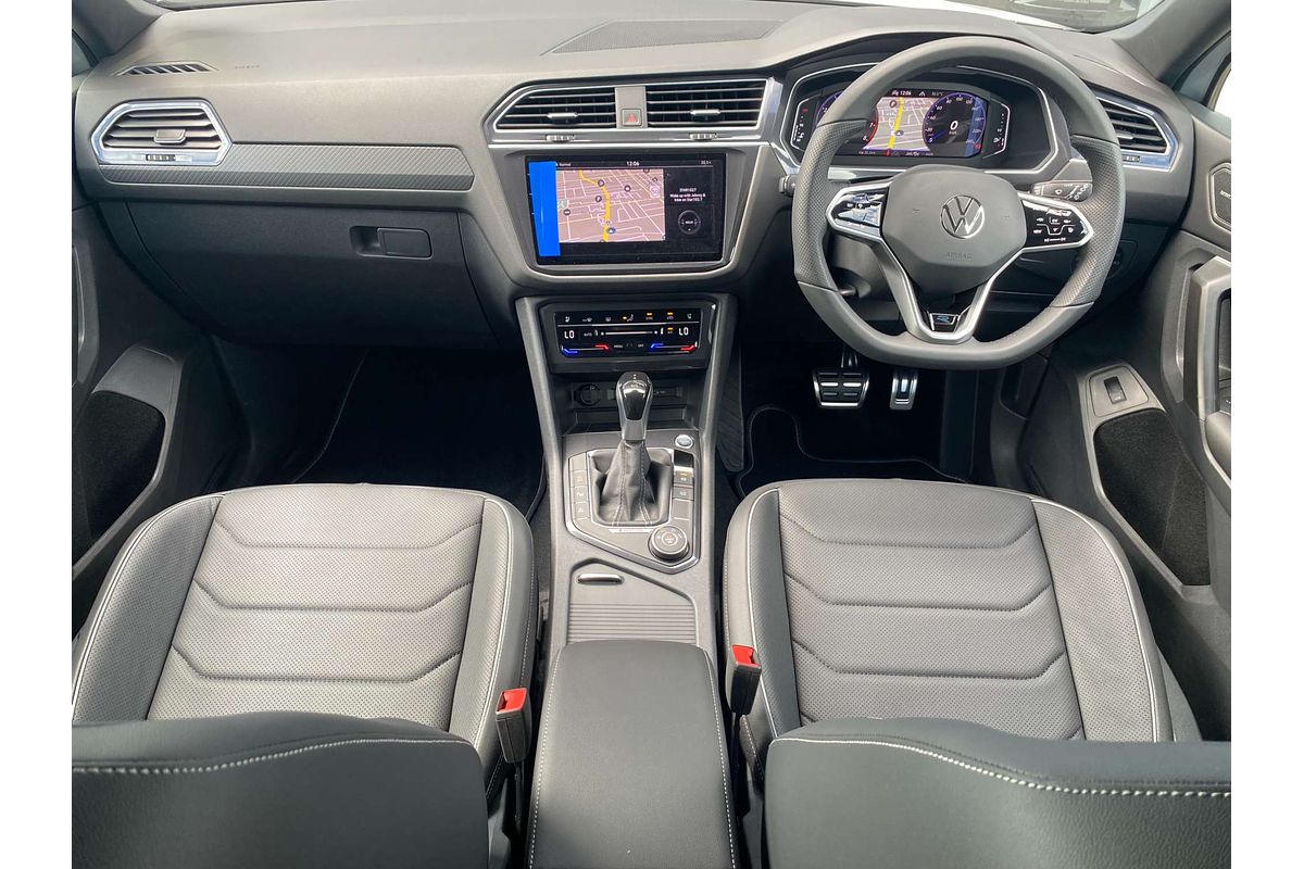 2024 Volkswagen Tiguan Wolfsburg Edition Allspace 5N