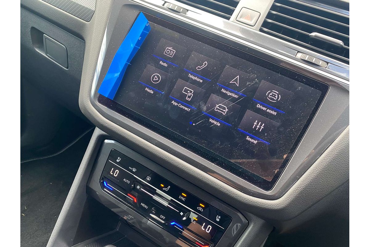 2024 Volkswagen Tiguan Wolfsburg Edition Allspace 5N