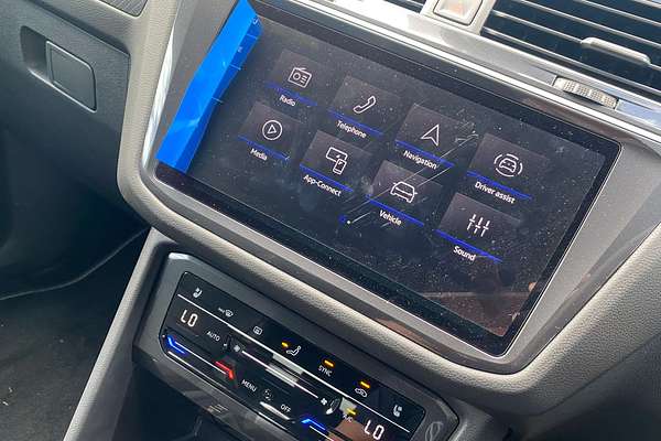 2024 Volkswagen Tiguan Wolfsburg Edition Allspace 5N