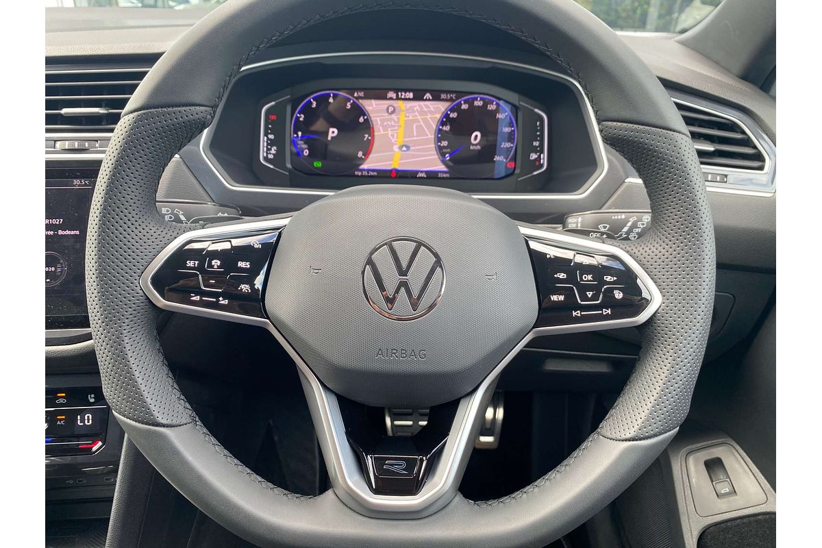2024 Volkswagen Tiguan Wolfsburg Edition Allspace 5N