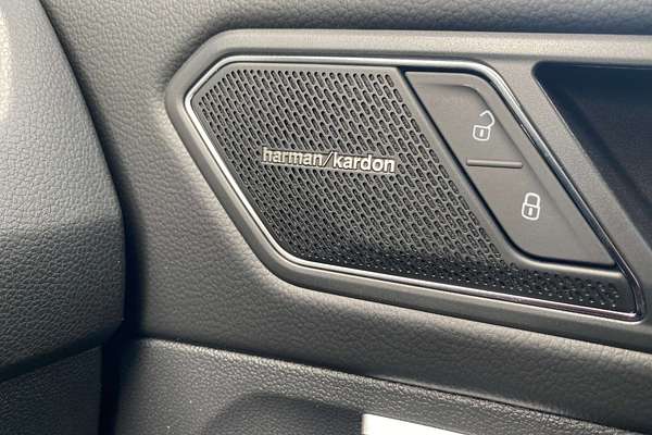 2024 Volkswagen Tiguan Wolfsburg Edition Allspace 5N