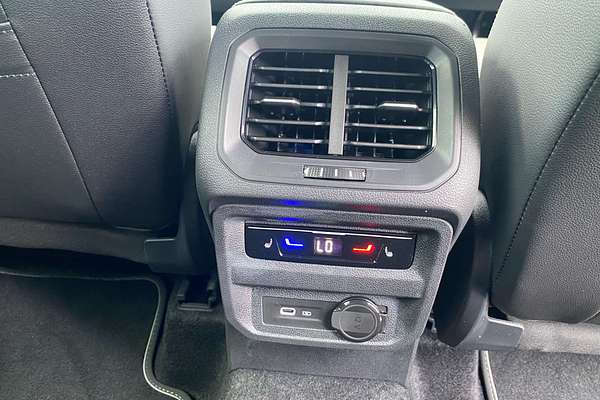 2024 Volkswagen Tiguan Wolfsburg Edition Allspace 5N