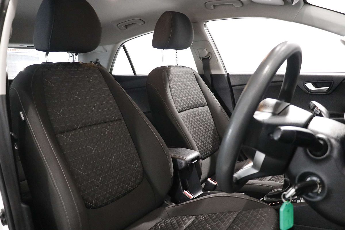 2022 Kia Rio S YB