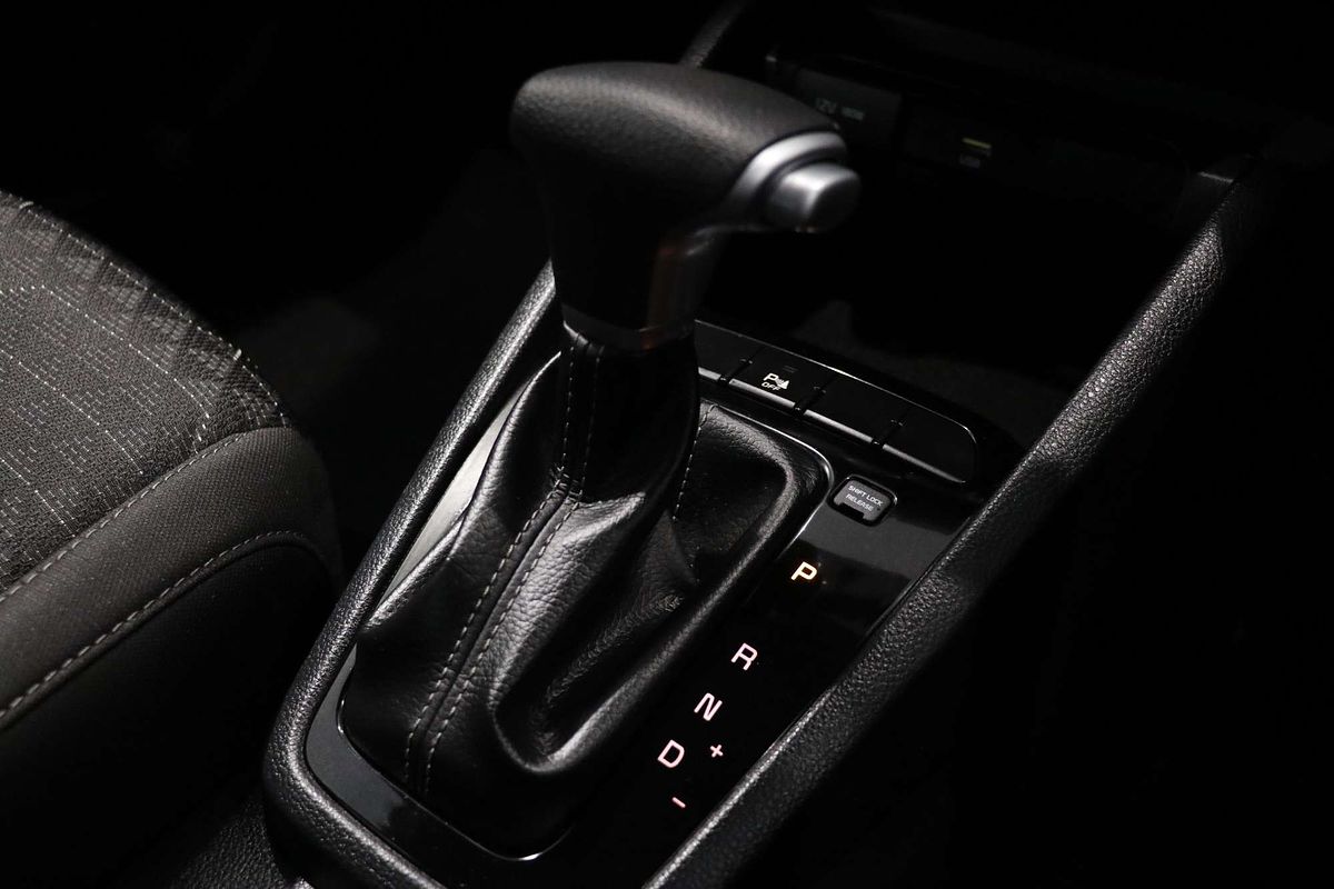 2022 Kia Rio S YB