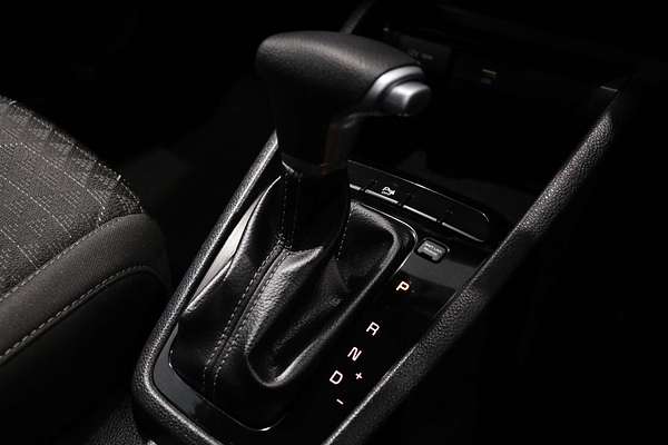 2022 Kia Rio S YB
