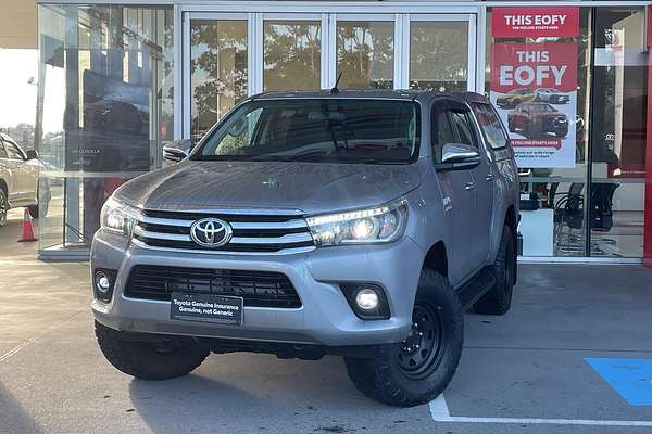 2017 Toyota Hilux SR5 GUN126R 4X4